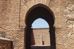 Die-maurische-Palastanlage-Alcazaba-von-Malaga-ist-eine-der-bedeutendsten-erhaltenen-maurischen-Festungen-Spaniens-03