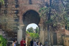 Die-maurische-Palastanlage-Alcazaba-von-Malaga-ist-eine-der-bedeutendsten-erhaltenen-maurischen-Festungen-Spaniens-05