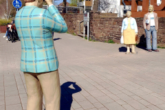 Kunst-Skulpturen-Alltagsmenschen-in-Hoexter-06