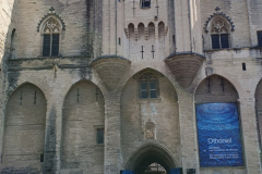 Blick auf den Papstpalast in Avignon – Etappe 8 unserer Flussreise Lyon–Mittelmeer 2025