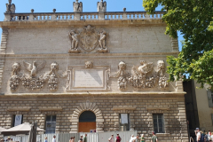 Hôtel des Monnaies  am Place de l’Horloge in Avignon – Etappe 8 unserer Flussreise Lyon–Mittelmeer 2025