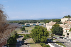 Auf dem Riesenrad am Ufer von Avignon mit herrlichem Rundumblick über die Dächer der Stadt, den Papstpalast und die Umgebung – Etappe 8 unserer Flussreise Lyon–Mittelmeer 2025