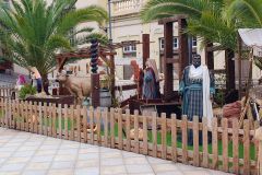 Die-Plaza-del-Ayuntamiento-in-La-Oroteva-03