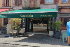 Eisbecher im Café Nocciola am Place d’Armes in Belfort – Rhone-Flusskreuzfahrt