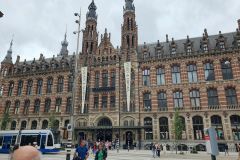 Rund-um-den-Dam-Platz-in-Amsterdam