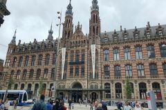 Rund-um-den-Dam-Platz-in-Amsterdam