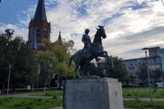 Leibdragonerdenkmal-Christuskirche-und-Reiterstandbild-von-Kaiser-Wilhelm-01