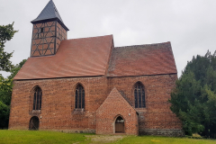 Der Fachwerkturm der Woostener Kirche – ergänzt im Jahr 1618