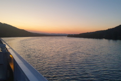 Flussreise Lyon Mittelmeer – Etappe 4: Einschiffung A-Rosa Stella auf der Rhône im Abendlicht