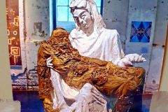 Im-Atelier-von-Pavel-Miguel-gibt-es-viel-zu-entdecken-04