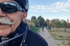 Peter und Werner starten zur gemeinsamen Kraichgau-Radtour von Karlsruhe nach Eppingen
