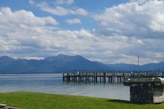 Kompetente-Fuehrung-ueber-die-Fraueninsel-mit-vielen-Informationen-10