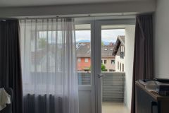 Fahrt-mit-der-historischen-Chiemsee-Bahn-zum-Hafen-von-Prien-01