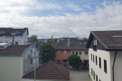 Fahrt-mit-der-historischen-Chiemsee-Bahn-zum-Hafen-von-Prien-04