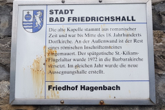 Nach  dem Tourstart ging es zur Friedhofskapelle Hagenbach