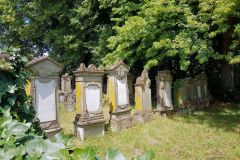 Juedischer-Friedhof-in-Bad-Schoenborn-03