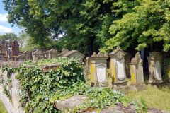 Juedischer-Friedhof-in-Bad-Schoenborn-07
