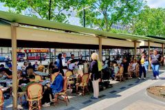 Fruehstueck-in-unserem-Lieblingsrestaurant-Cafe-Georg-V-in-Paris-02