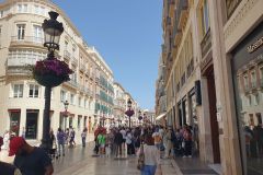 Fruehstueck-in-der-historischen-Altstadt-von-Malaga-11