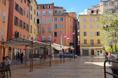 Côte d’Azur Reise Grasse – Stadtrundfahrt mit dem Petit Train durch die Altstadt und Sehenswürdigkeiten von Grasse.