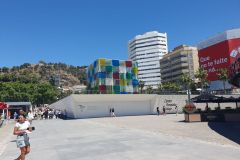 Am-Hafen-entlang-zum-Strand-von-Malaga-10