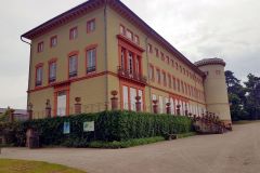 Schloss-Hernsheim-03