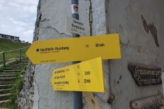Mit-der-Hochfelln-Seilbahn-zum-Gipfel-nach-oben-04