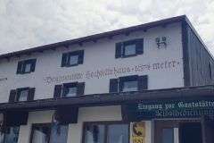Mit-der-Hochfelln-Seilbahn-zum-Gipfel-nach-oben-10