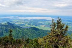 Mit-der-Hochfelln-Seilbahn-zum-Gipfel-nach-oben-34