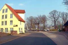 Ohne-Stau-und-ohne-Probleme-im-Hotel-in-Hoexter-angekommen-04