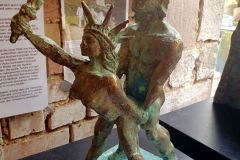 Erste-Kunstimpressionen-beim-offenen-Atelier-von-Pavel-Miguel-04