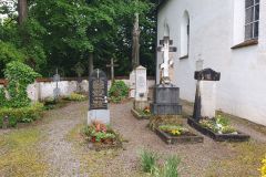 Die-Wallburgiskapelle-in-Seeon-07