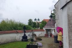 Die-Wallburgiskapelle-in-Seeon-22