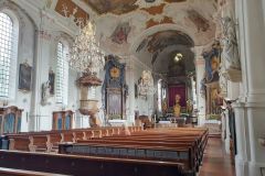 Die-Pfarrkirche-Mariae-Himmelfahrt-in-Prien-am-Chiemsee-26