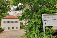Am-Donnerstag-bei-Regenwetter-besuchten-wir-das-Kloster-Seeon-19
