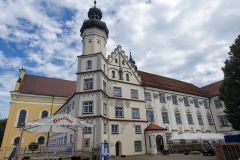 Aussenansicht-der-Klosterkirche-Rot-an-der-Rot-09