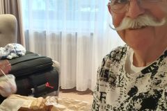 Abendessen-in-unserem-Hotelzimmer-in-Prien-am-Chiemsee-10
