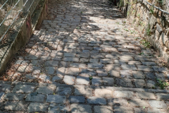 Viele Treppen zur Basilika Notre Dame de Fourviere