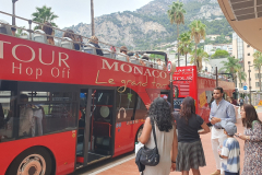 Côte d’Azur Reise Monaco. Einsteigen in Bus
