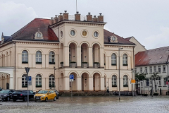 Historisches Rathaus Neustrelitz auf der Seenplatte Radtour vierte Etappe
