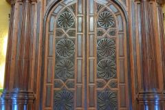 Das-opulente-Innere-der-Kathedrale-von-Malaga-05
