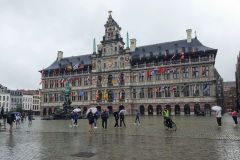 Ortskern-Antwerpen-Rathaus-16