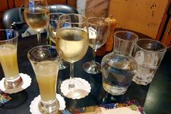 Abendessen-im-Restaurant-Washington-Post-in-Paris-02