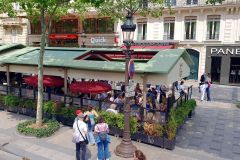 Nach-der-Stadtrundfahrt-in-Paris-zurueck-zum-Hotel-02