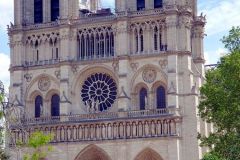 Notre-Dame-de-Paris-02