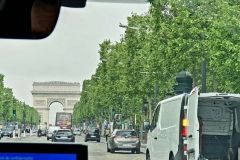 Ankunft-mit-dem-TGV-in-Paris-am-Gare-de-lEst-und-mit-dem-Taxi-zum-Hotel-Lord-Byron-