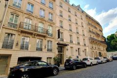 Ankunft-mit-dem-TGV-in-Paris-am-Gare-de-lEst-und-mit-dem-Taxi-zum-Hotel-Lord-Byron-09-1
