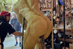 Monumentalplastik „Europa, der letzte Wurf“ während der Entstehung im Atelier
