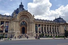 Das-Petit-Palais-in-Paris-02
