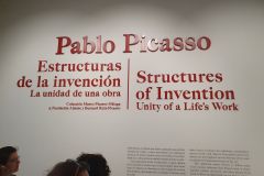 Im-Picasso-Museum-in-Malaga-05